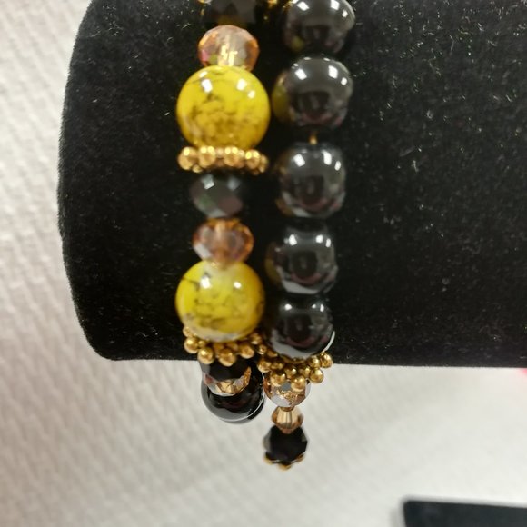 Black Onyx, Spider Agate, Amber and Gold Accent 2 Row Memory Wire Bracelet - Picture 3 of 9